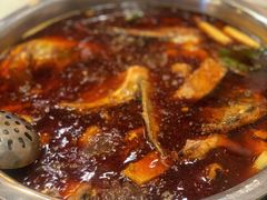 -肖肖酸萝卜鱼火锅(总店)