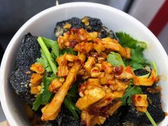 -黑色经典臭豆腐·湖南特产(步行街店)