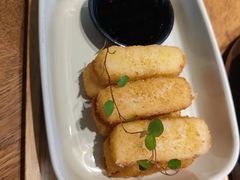 -蜜桃餐厅·伴山(湖滨商业街店)