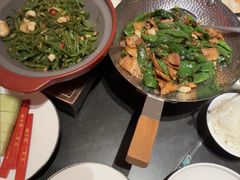 -鸽子侯·家宴·平价海鲜(市图书馆店)