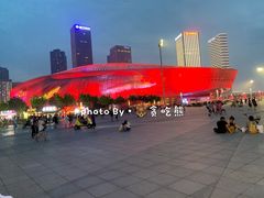 -东港音乐喷泉广场