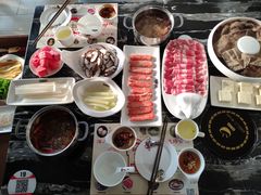 -何鲜菇火锅(大营盘店)