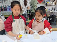 -郑在DIY·潮玩银饰绘画手作(中央大道旗舰店)