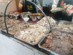 餐具摆设-温记府廟豆汤饭·始于1955年(海椒店)
