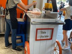 -CoCo都可(湖滨银泰店B区店)