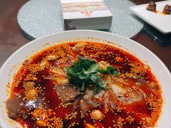-万重锦·人文川菜馆(骡马市店)