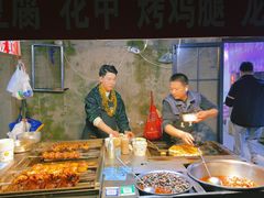 -南湖公园地摊集市