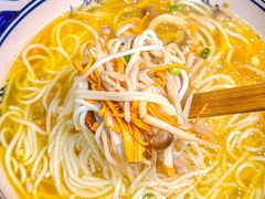 -蜗牛小馆醉乡民谣云南菜(惠新西里店)