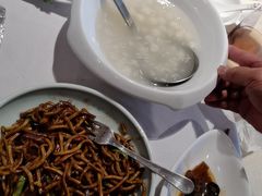 -上海国际饭店
