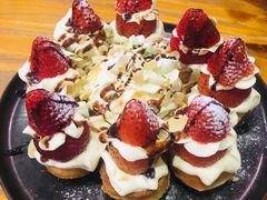 草莓忌廉华夫饼-BE BRIGHT KITCHEN(正佳广场店)