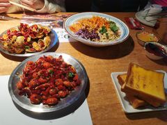 -喝丢一只鞋海鲜烧烤·海肠捞饭(东关街店)