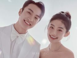 -至臻微拉婚纱摄影