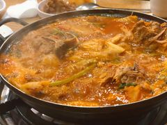 -喇喇排骨火锅·传统韩式脊骨汤(望京西园总店)