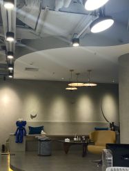 -变画·发型STUDIO