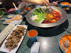 -麻田会 ·鲜活现烹·牛蛙火锅(珠江新城维家思广场店)