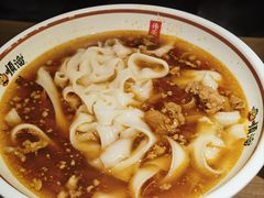 -顺溜·手工刀削面·黑金店(铜锣湾店)
