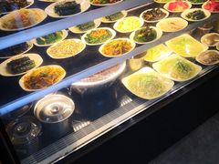 自助取餐区-华天二友居肉饼(宫门口店)