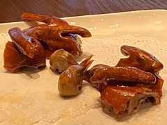 脆皮乳鸽皇-三利音·浦之舟(滨江大道店)