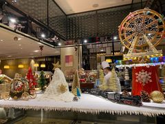-广州万富希尔顿酒店·感趣自助餐厅·金秋蟹宴生蚝海鲜刺身