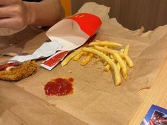 -麦当劳(民盈·国贸城店)