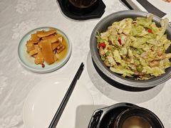 -鄱阳湖·江西小炒·瓦罐煨汤(五道口店)