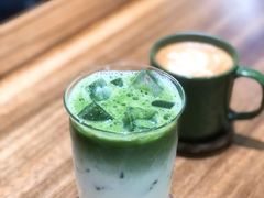 抹茶拿铁-琥珀咖啡 Ambercoffee