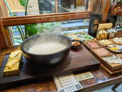 -银米·云南传统过桥米线(双廊黑金冠店)