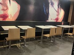 -麦当劳(乳山路店)