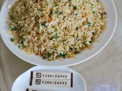 扬州炒饭-鹏城人家海鲜酒家·23年老字号(较场尾店)