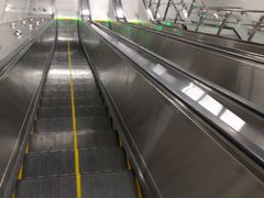 -红土地(地铁站)