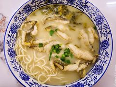 -明呈黄鱼面馆(斜土路店)