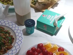 -小红鲸·海鲜餐厅(轸大路店)