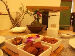 -乐领拈花溪·林涧食韵