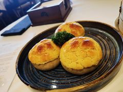 酥皮叉烧包-白天鹅宾馆-宏图府餐厅