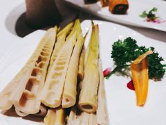 知味手剥笋-若蘭慈·无国界素食料理(欢乐海岸店)