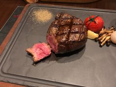 -恰餐厅及酒吧 CHAR Bar & Grill (北京丽都皇冠假日店)