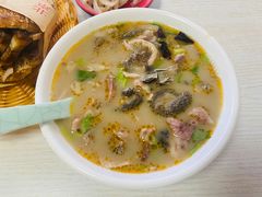 -洪峰浩老北京烧饼夹肉(角门路店)