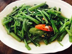 -Dang restaurant (patong phuket)