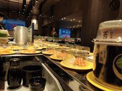 自助取餐区-争鲜回转寿司