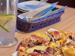 -必胜客(机场路店)