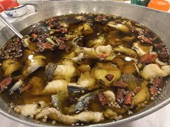 -鑫巴蜀小镇 · 水煮鱼专研店(玉桥店)