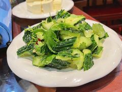 -聚首堂·特色小吃·肘子(什刹海德胜门店)