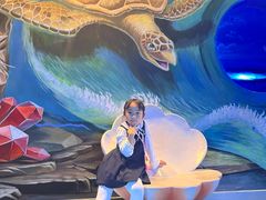 -多彩贵州城极地海洋世界