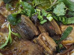 -铭记嘎洒生态鳝鱼(迎春街店)