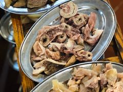 -光头仔烧鸡牛杂店
