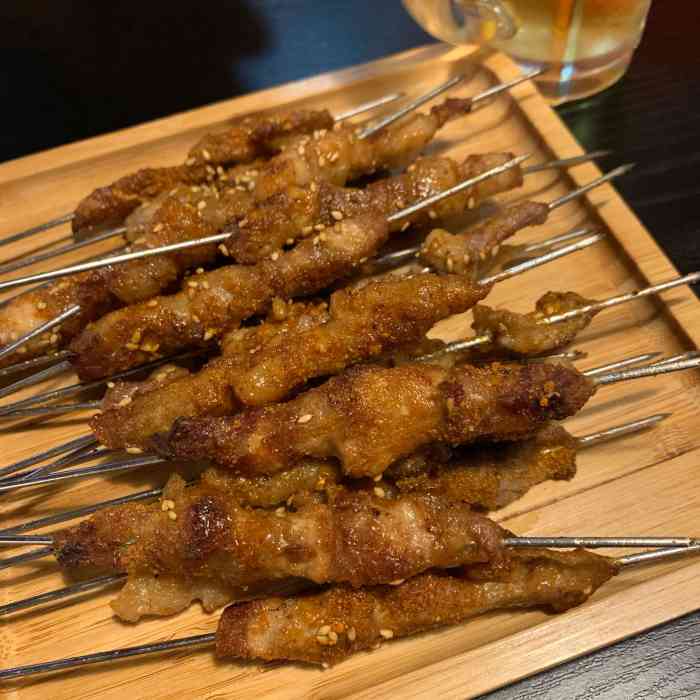 孙大圣の酒馆-"晚上试了这一家烧烤 人不是很多,在观前街.