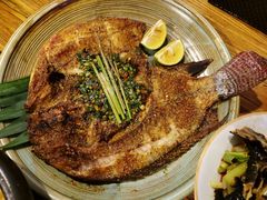 香芧香烤罗非鱼-滇越乘象云南餐厅(豆各庄店)
