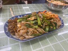 鸡蛋炒河粉-红鼻子桂林米粉(金唐新光界店)