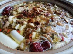 -东巴谷野生菌火锅餐厅