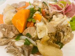 手抓羊肉-新疆伊宁远征餐厅